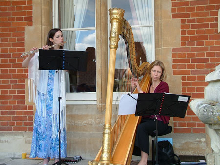 2004_05220277